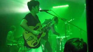 Local Natives - Shape Shifter (Live at the Troubadour)