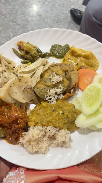 Biyat goi pura khalu guys 😜