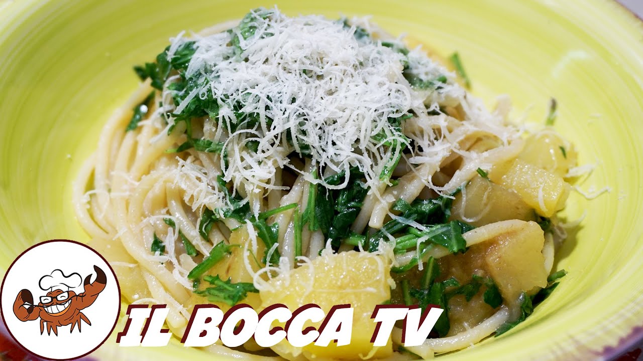 713  - Spaghetti rucola patate e acciughe..se ne vanno anche le rughe! (primo economico e facile)
