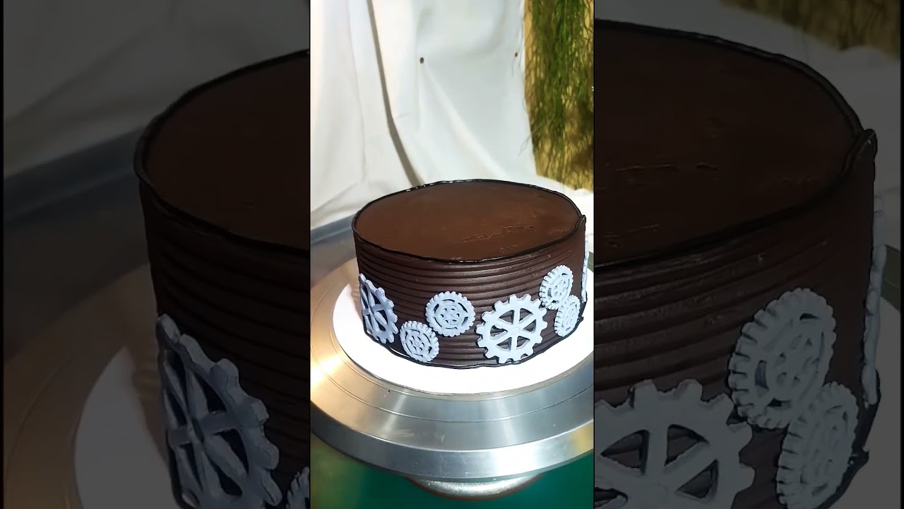 Graduation cake for a Mechanical Engineer