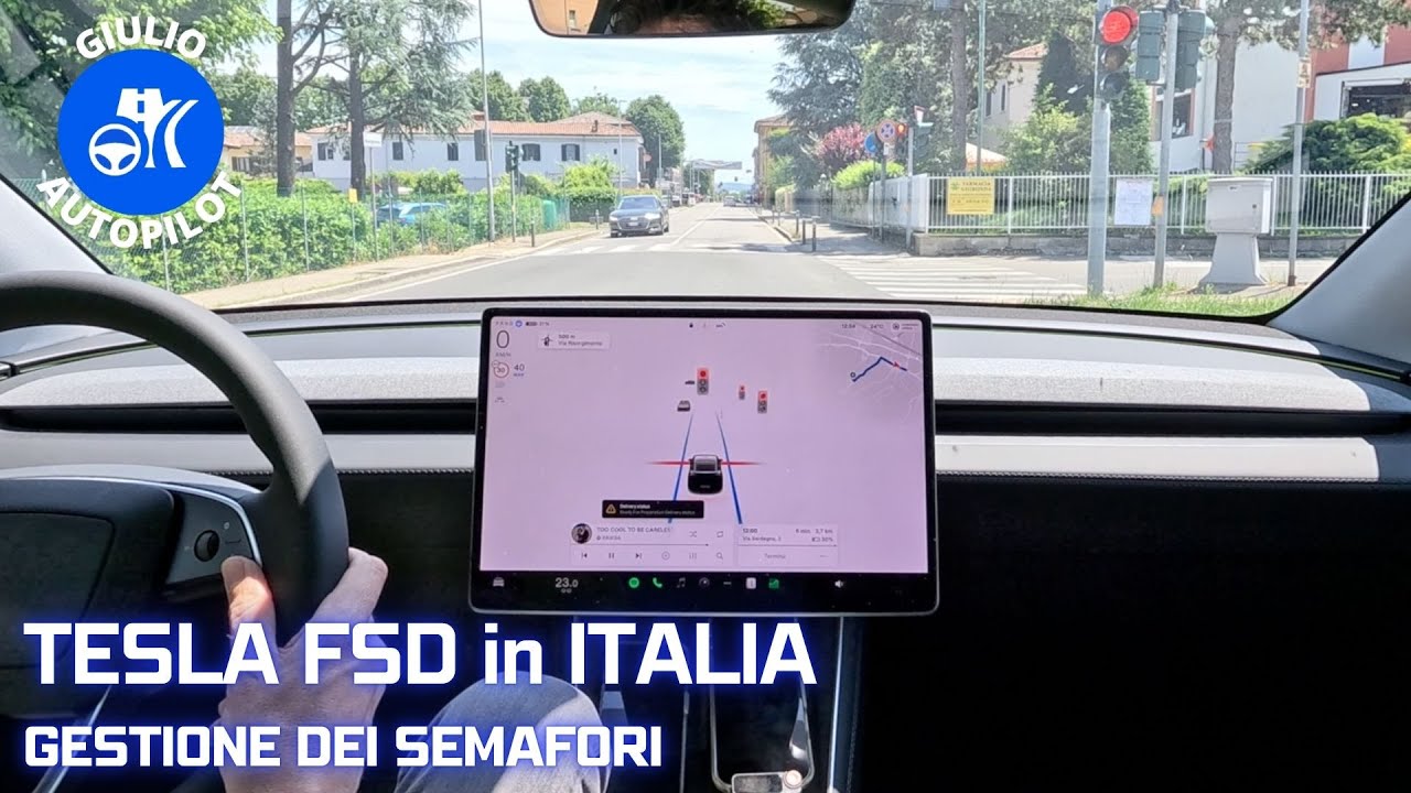 TESLA FSD (Guida al Massimo Potenziale) in Italia: Gestione dei Semafori