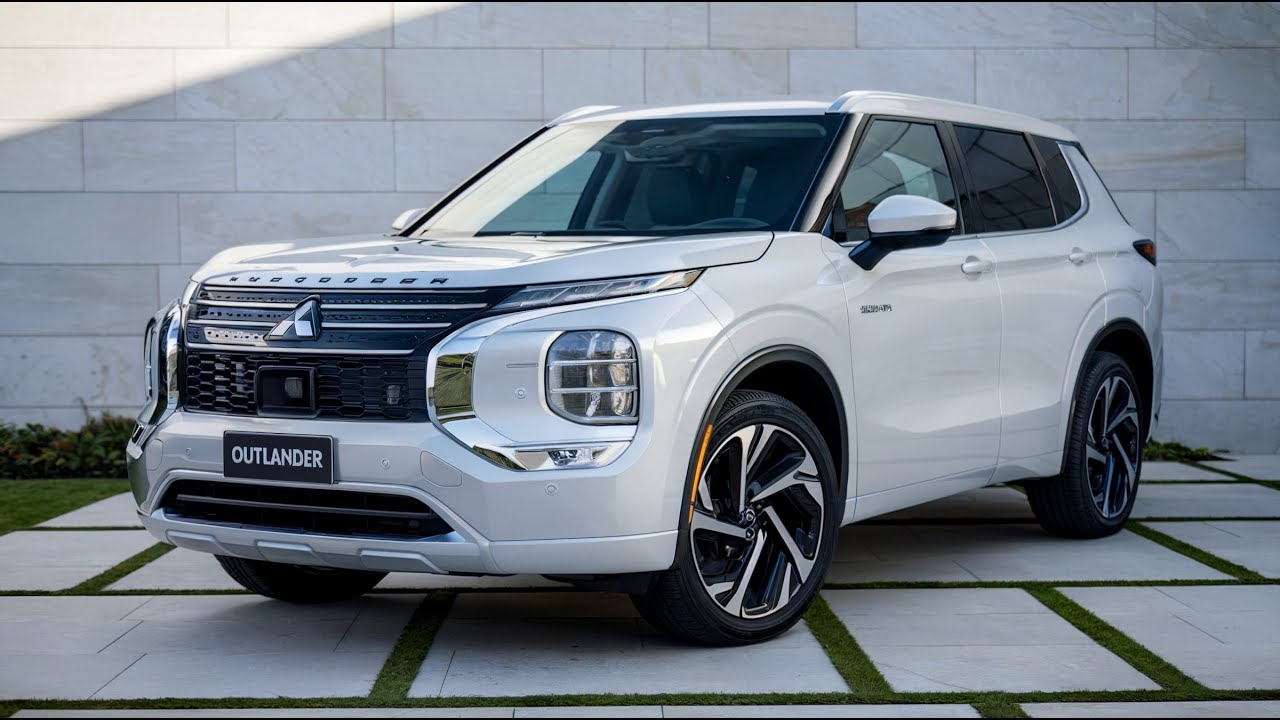 NEW 2026 Mitsubishi Outlander: Price, Features & First Look!