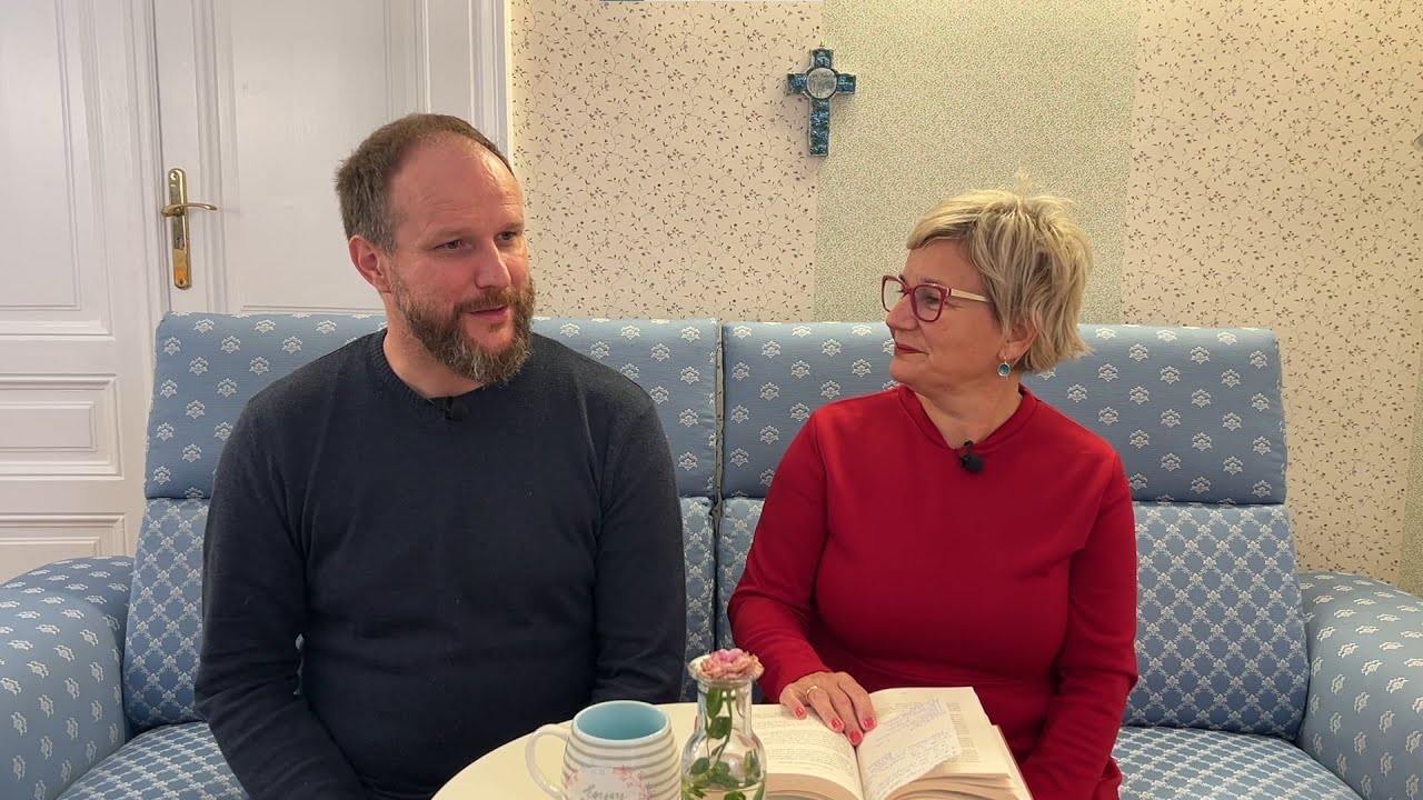 Kisasztali beszélgetések 2025.10.03. 7 óra