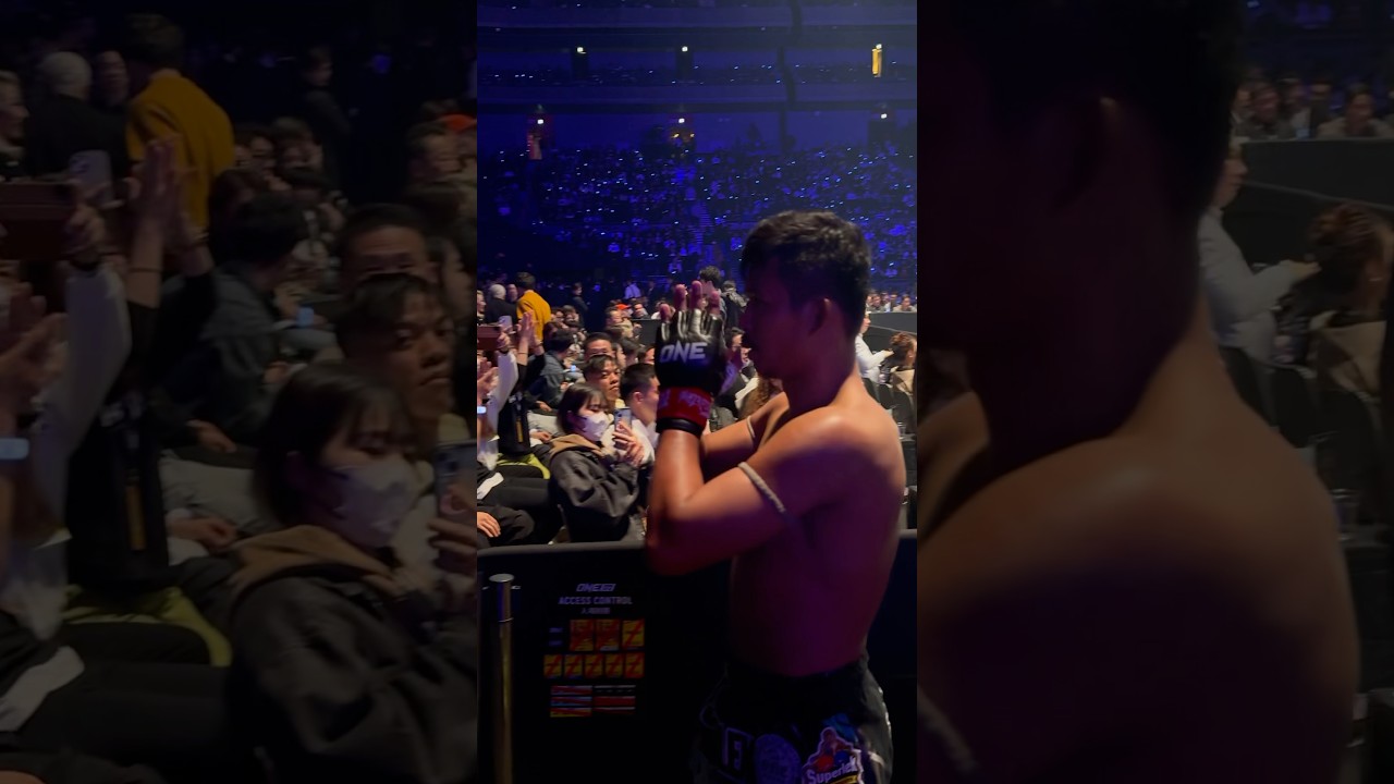 The fans in Tokyo show love to 