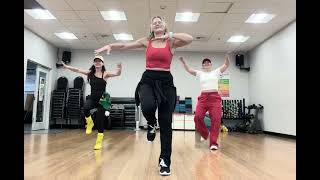 “Pa Mi Solito” by Gente De Zona #zincommunity #gentedezona #zumba #merengue #zinzin @deiadance03 