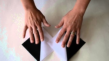 How to Make an Hourglass Quilt Block