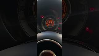 Career Overview Triângulo amarelo exclamação Fiat 500 - Cinquecento (lâmpada queimada utilize chave philips e torx)