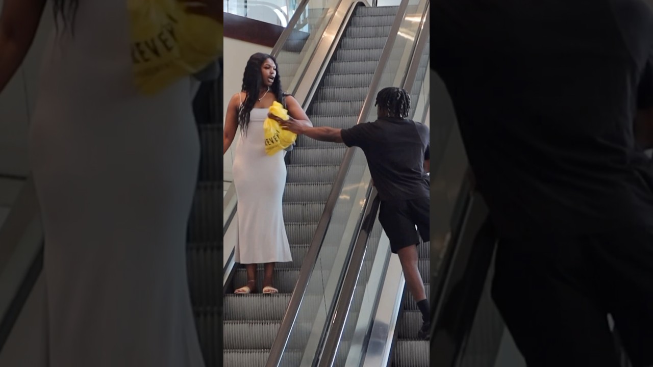 BEST ESCALATOR PRANKS😂
