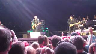 Light of Day--Bruce Springsteen & The E St Band Glendale, AZ (2012-12-06)