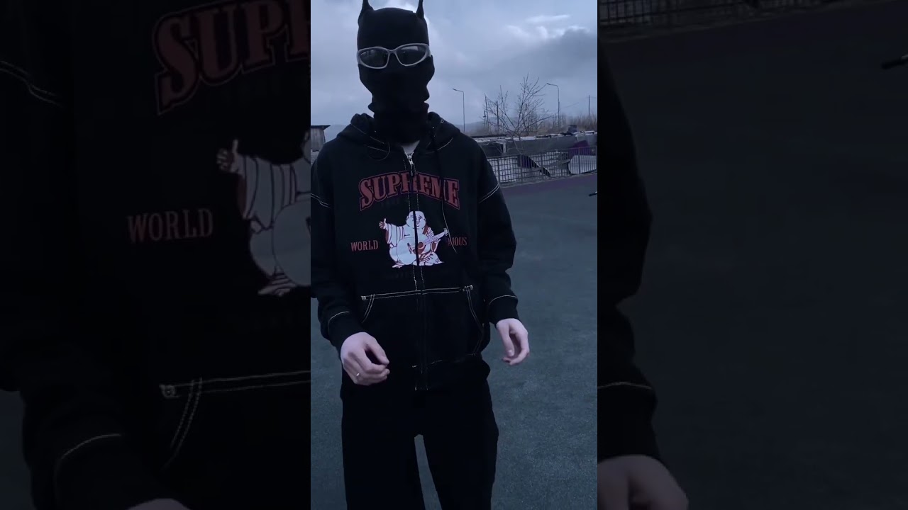 Зип худи Supreme уже в наличии!! Артикул не просить.. 