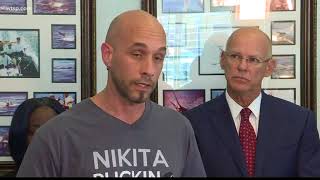 Parents come to principal's defense
