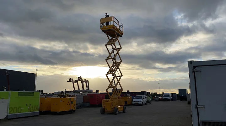 JLG 4069 LE 14 2 meter werkhoogte elektrische schaarhoogwerker stocknr 3655