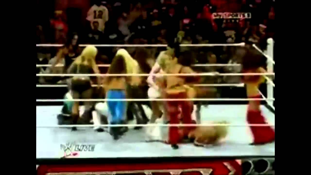 RAW 13/12/10 LayCool win Knucklehead moment and Diva of the year Slammies!!!!