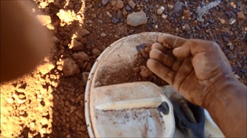 Finding Gold with the Minelab GPZ 7000 on an Old Patch - WA 2015