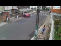 Mulher Reage A Assalto E Sai Com Criminoso Pendurado Na Porta Do Carro Mulher Reage A Assalto E Sai Com Criminoso Pendurado Na Porta Do Carro