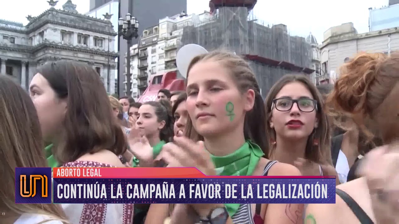 Aborto legal: la campaña continúa señales de transito en suiza