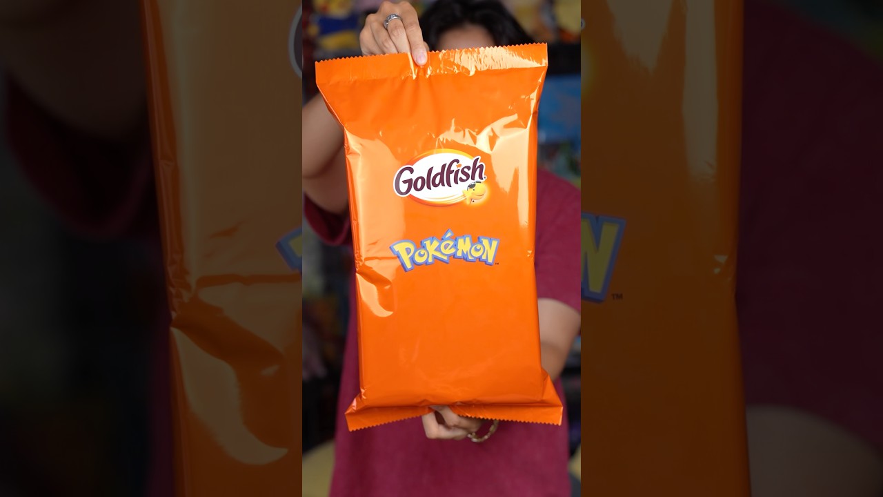 This Pokémon pack came with a limited edition card!
