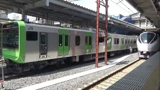 E235系トウ01量産改造前品川駅到着〜発車