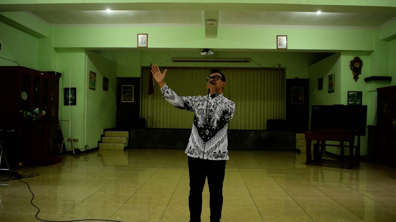 LOMBA SOLO VOKAL PGRI JATENG: NIKO BRAHMANTO (Kota Magelang)