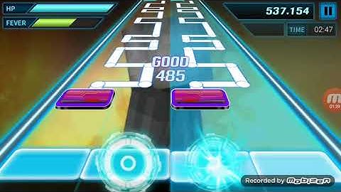 Lần đầu chơi nhạc intro của slenderman