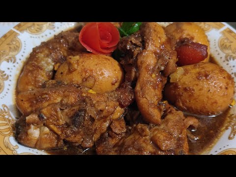 Semur ayam dan telur khas jawa timur, enak bumbu meresap, bumbu bamboo yg khas lezatnya ‼️