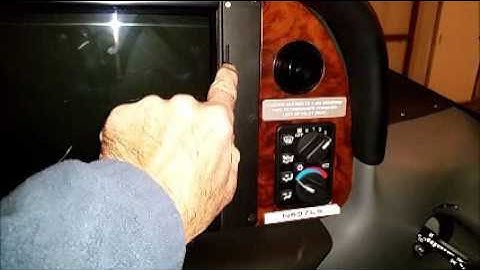 Updating Cirrus SR22 Garmin Perspective Database