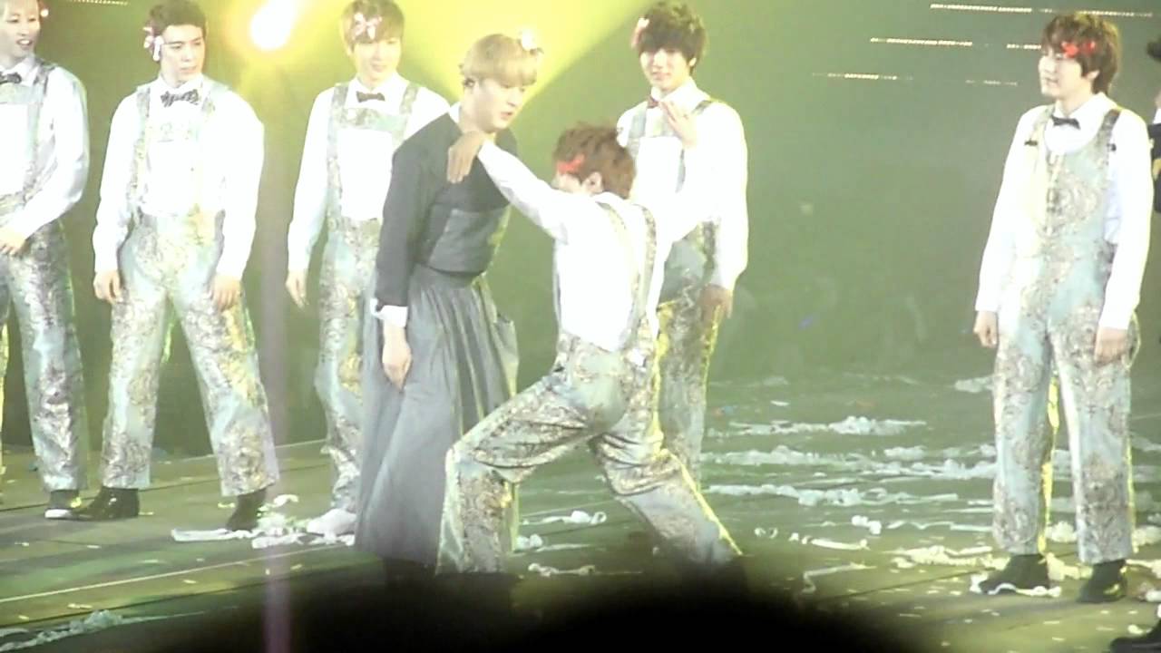 [FANCAM] 120406 SS4 PARIS - DOREMI