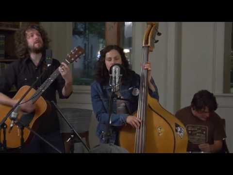 Amy LaVere - "Overcome" @ Music in the Hall (Oxfor...