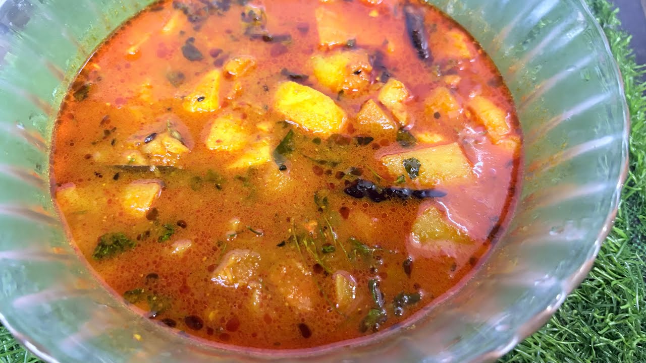 Bengal ki famous Aloo 🥔- Kaddu ki khatti-meethi sabji # recipe 