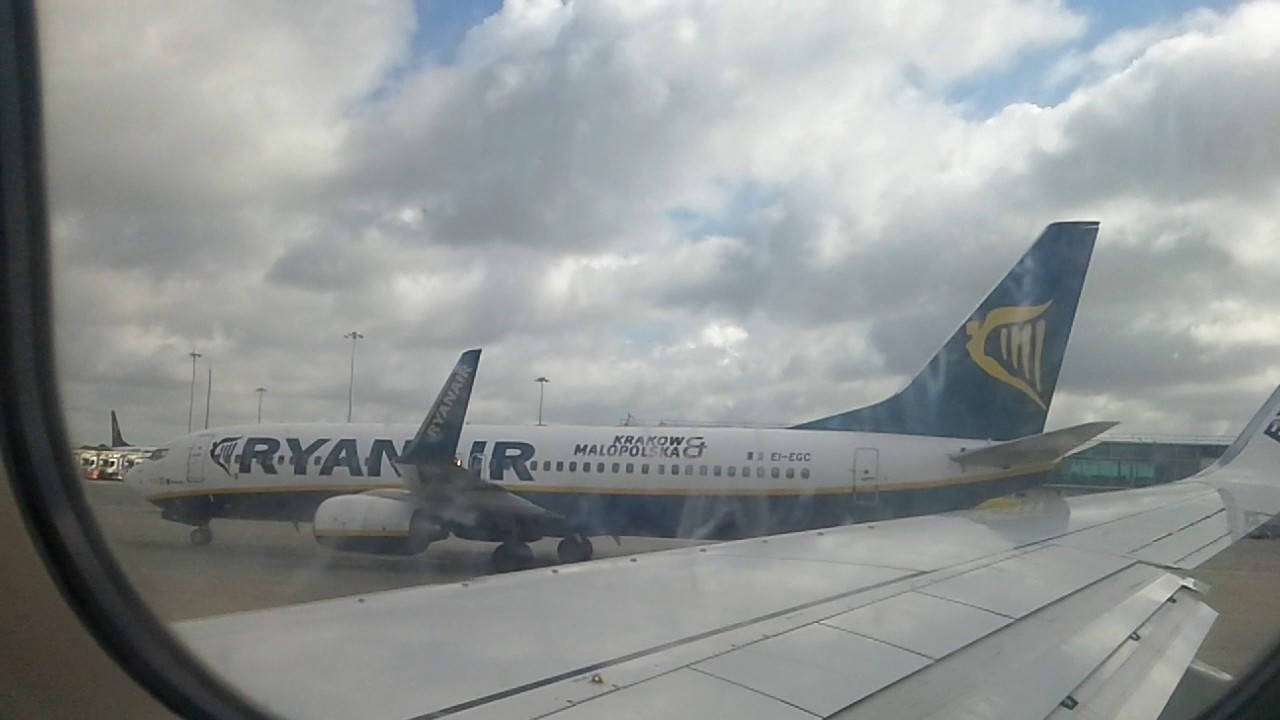 Ryanair Boeing 737 800 FR103 From London Stansted STN to shannon