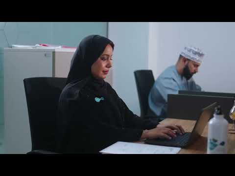 يوم الشباب العماني مزون للألبان
