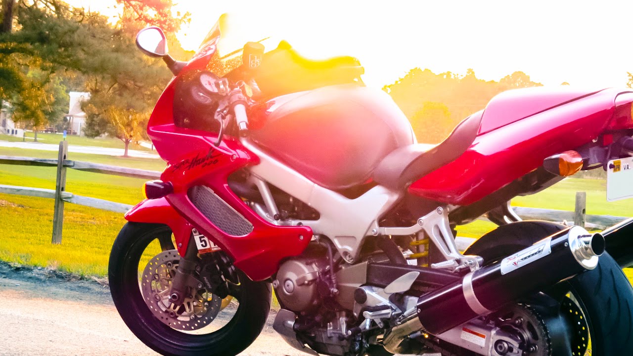Honda VTR1000f Super Hawk Reveal - YouTube