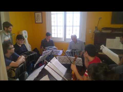 Orquesta Tipica Pichuco - A mis viejos con Victor Lavallen (ensayo).