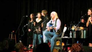 Arlo Guthrie performing a Woody Guthrie song "My Peace" October 3, 2009 at the Guthrie Center chords