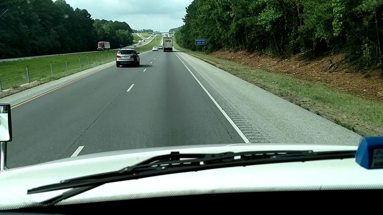 Real world example of how to count out your following distance - YouTube