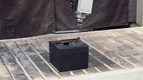 Quintax CNC 5-Axis Router Trimming Plastic