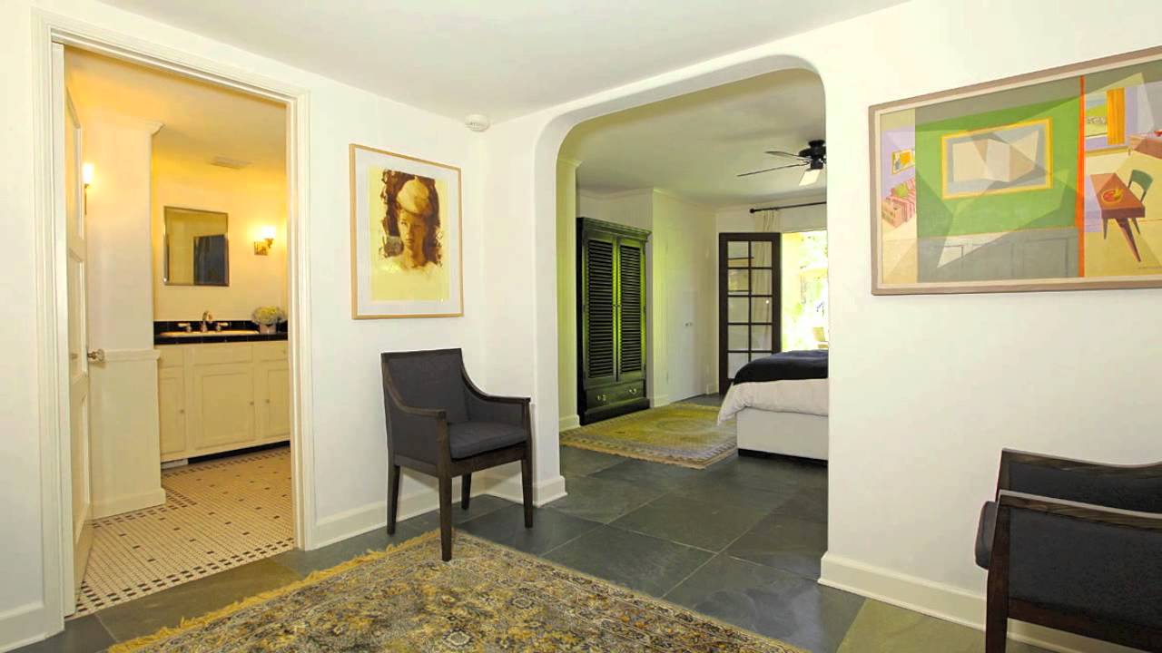 8755 Lookout Mountain Avenue - www.8755lookout.com