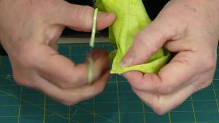 Tips & Techniques 239 - How to self-bind coasters & placemats