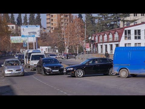 გურჯაანში ბაზრის მიმდებარე ტერიტორიაზე შუქნიშნების დამონტაჟებას ითხოვენ