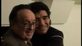 ¡Diego Armando Maradona conoce a su ídolo Chespirito! ¡El sueño del 10!