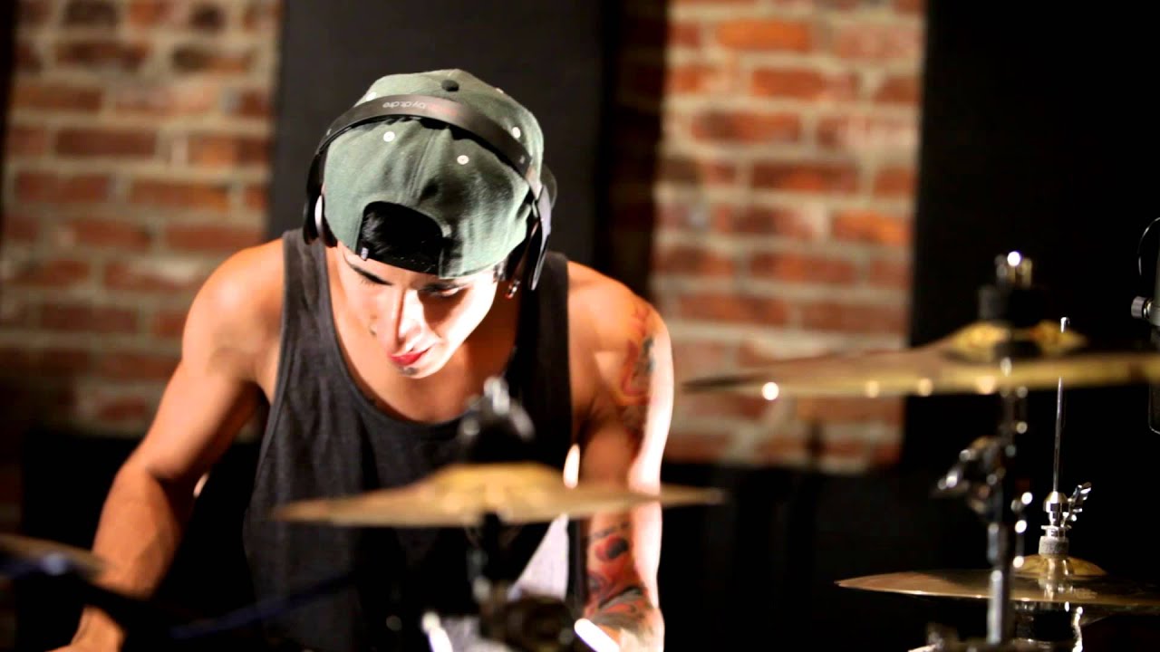 "Applause" - Lady Gaga DRUM COVER bekijken op YouTube "Applause" - Lady Gaga DRUM COVER bekijken op YouTube