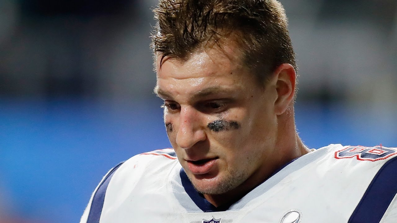 Rob Gronkowski Reveals GRUESOME Details Of The Head Injuries He Suffered During NFL Career Rob Gronkowski Reveals GRUESOME Details Of The Head Injuries He Suffered During NFL Career
