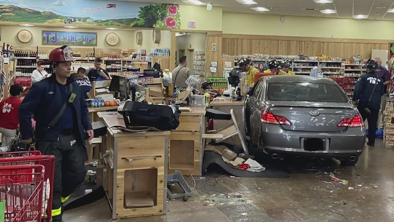 Car crashes into Trader Joe's, injures shoppers - YouTube