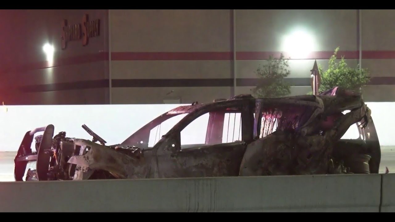 Deputy constable, 2 others injured in fiery crash on Beltway 8 and San ...
