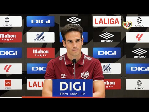 Íñigo Pérez en la previa del Rayo Vallecano - FC Barcelona