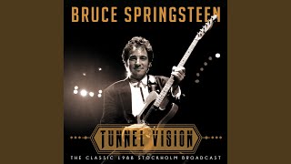 Video thumbnail of "Bruce Springsteen - Born in the USA (Live)"