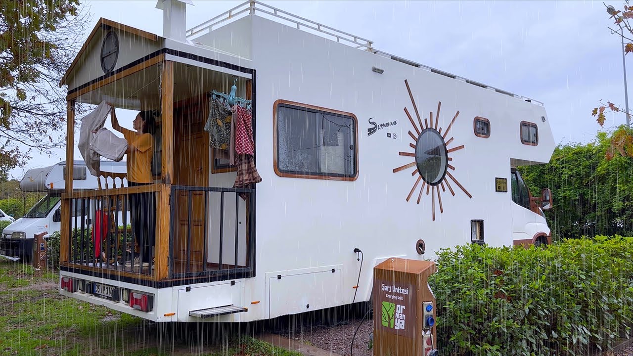 24 ЧАСА В ЛАГЕРЬЕ «КАРАВАН» | МЫ ПРОСНУЛИСЬ ДОЖДЯНЫМ УТРОМ