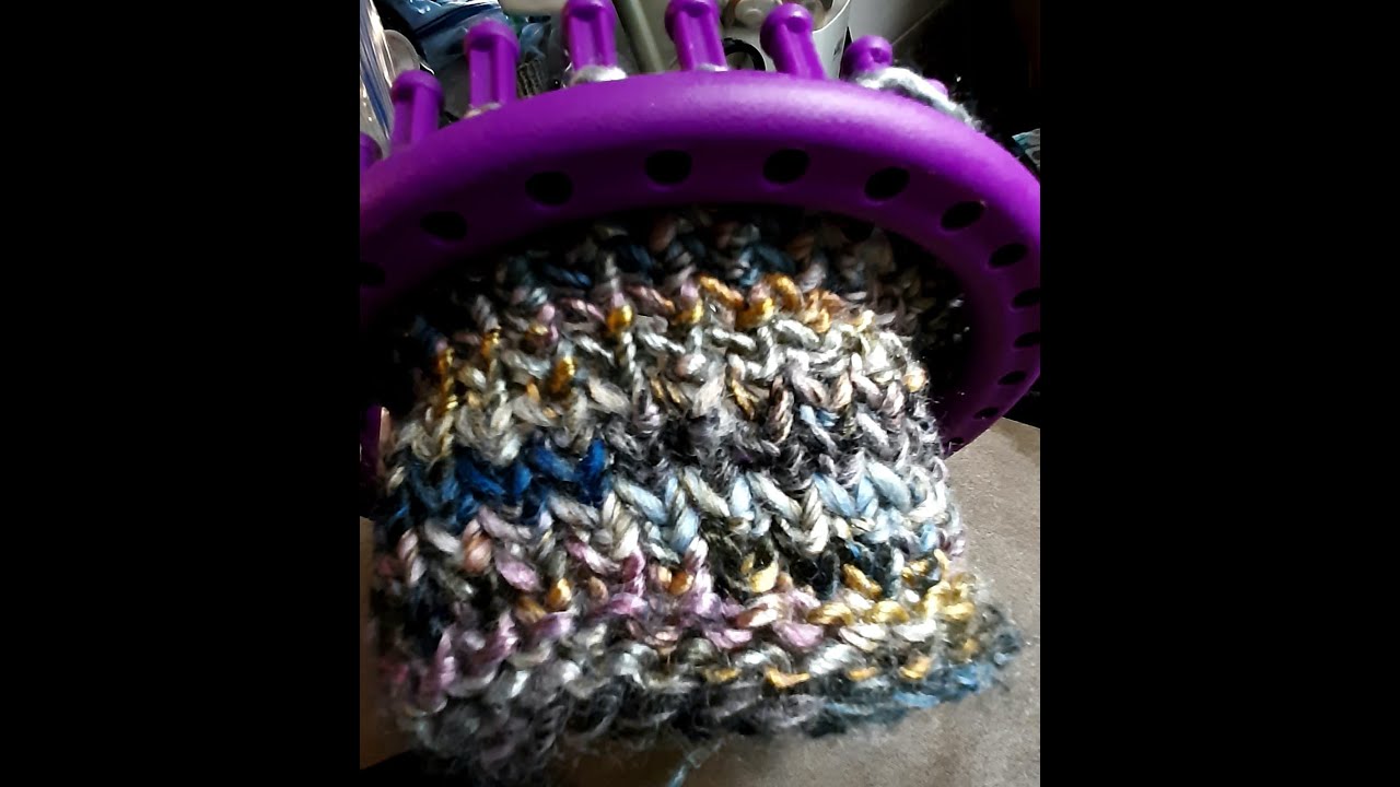 Winter Dream Stitch for Scarves, Cowls, Shawls, Blankets and Hats Loom Knit