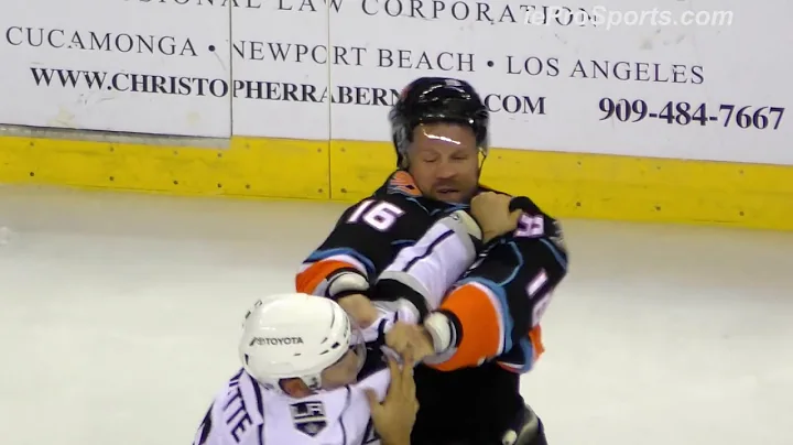 Paul Bissonnette vs Brian McGrattan - 11.05.15