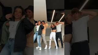 CHANEL, ABRAHAM MATEO, NADIA VILAPLANA y YO BAILANDO CLAVAITO 😱😱 @chanelofficial4561  @abrahammateo